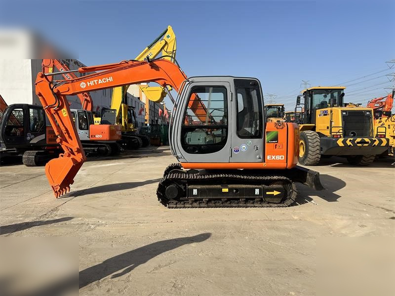 HITACHI EX60-5 - Crawler excavator: picture 1 HITACHI EX60-5 - Crawler excavator: picture 1