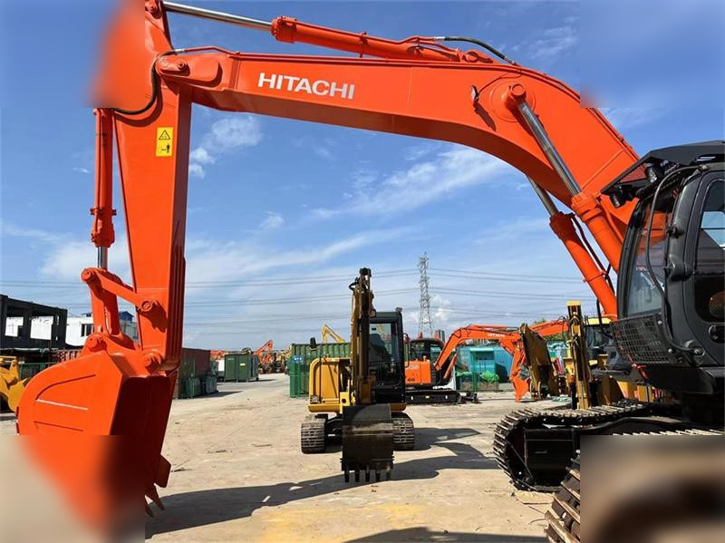 HITACHI ZX350H-3 - Crawler excavator: picture 5 HITACHI ZX350H-3 - Crawler excavator: picture 5