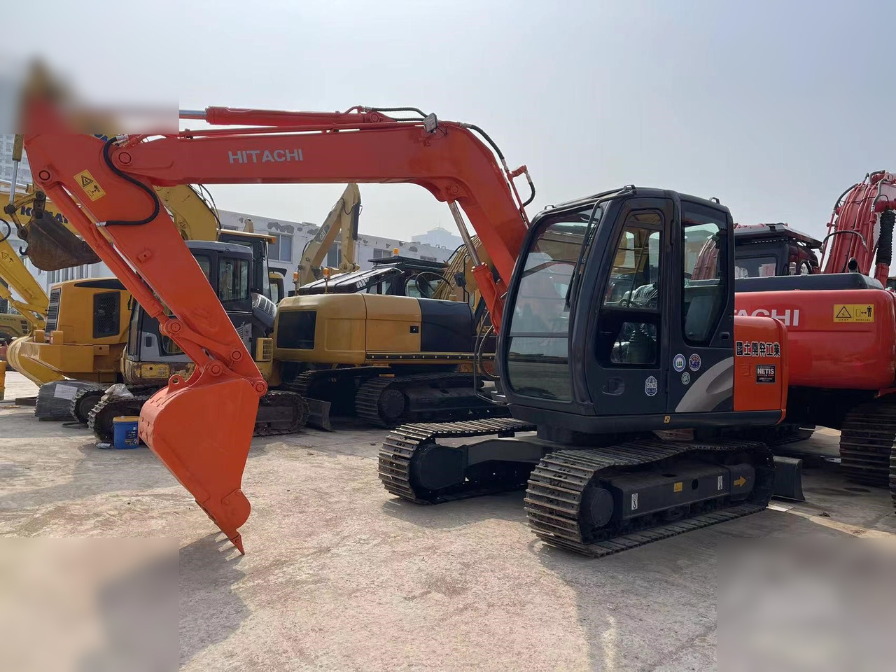 HITACHI ZX70 - Crawler excavator: picture 2 HITACHI ZX70 - Crawler excavator: picture 2