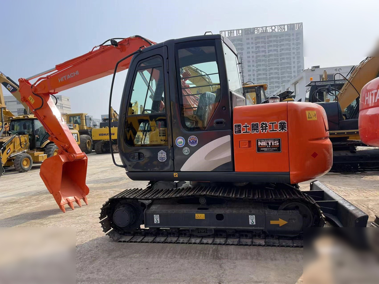 HITACHI ZX70 - Crawler excavator: picture 1 HITACHI ZX70 - Crawler excavator: picture 1