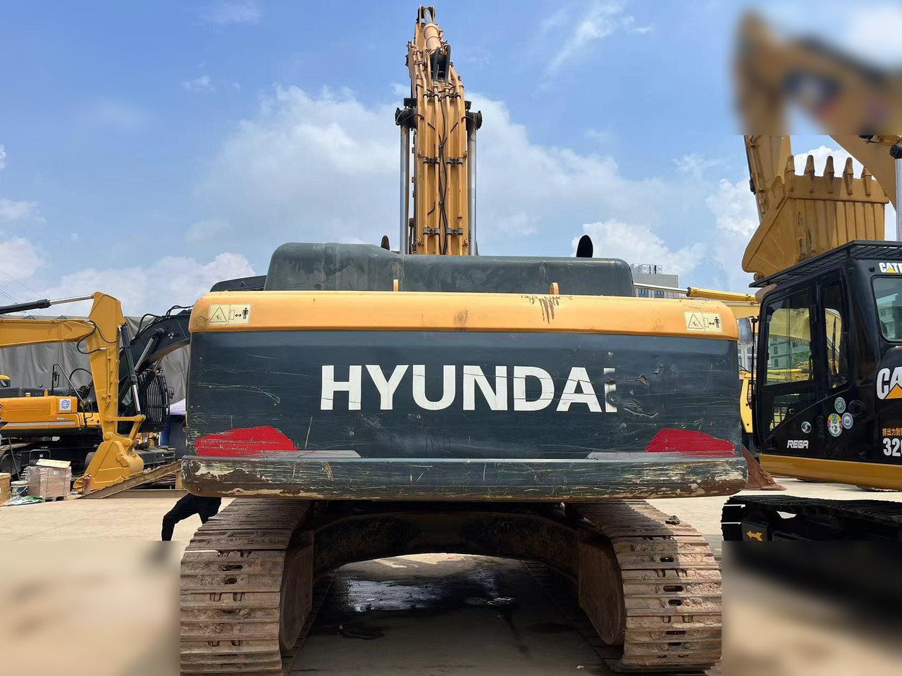 HYUNDAI ROBEX 305 LC-9S - Crawler excavator: picture 4 HYUNDAI ROBEX 305 LC-9S - Crawler excavator: picture 4