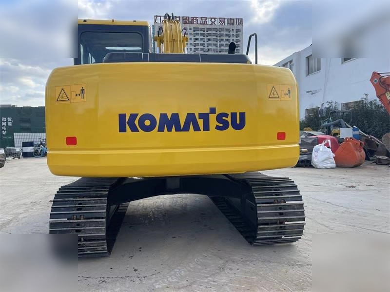 KOMATSU PC130-7 - Crawler excavator: picture 5 KOMATSU PC130-7 - Crawler excavator: picture 5
