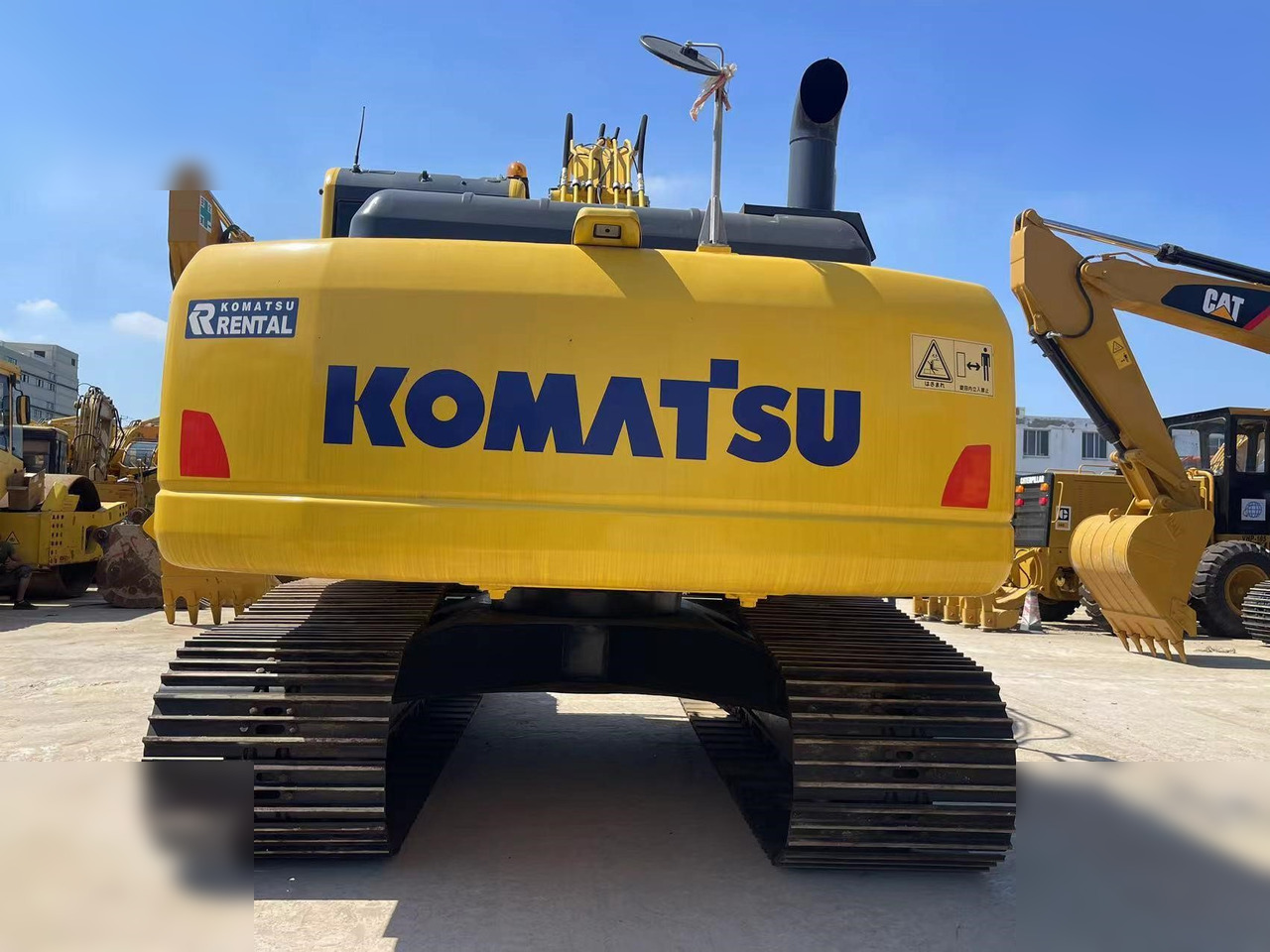 KOMATSU PC200-8 - Crawler excavator: picture 4 KOMATSU PC200-8 - Crawler excavator: picture 4