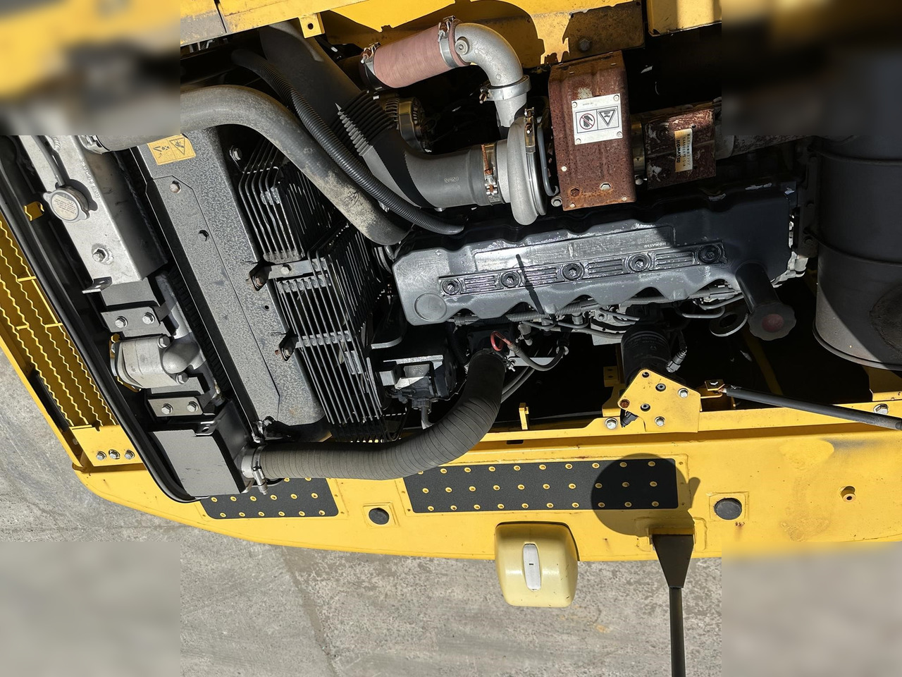 Crawler excavator KOMATSU PC200-8: picture 7 Crawler excavator KOMATSU PC200-8: picture 7