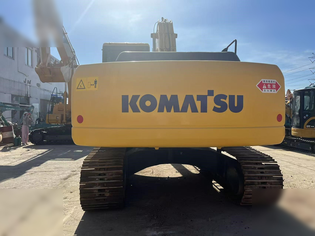 KOMATSU PC220-7 - Crawler excavator: picture 5 KOMATSU PC220-7 - Crawler excavator: picture 5