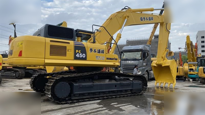 KOMATSU PC450-8 - Crawler excavator: picture 3 KOMATSU PC450-8 - Crawler excavator: picture 3
