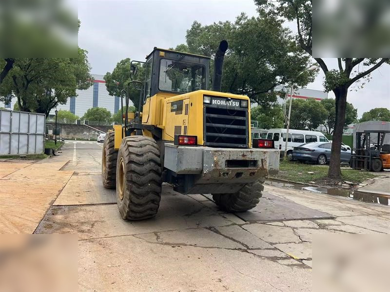KOMATSU WA320-3 - Wheel loader: picture 4 KOMATSU WA320-3 - Wheel loader: picture 4