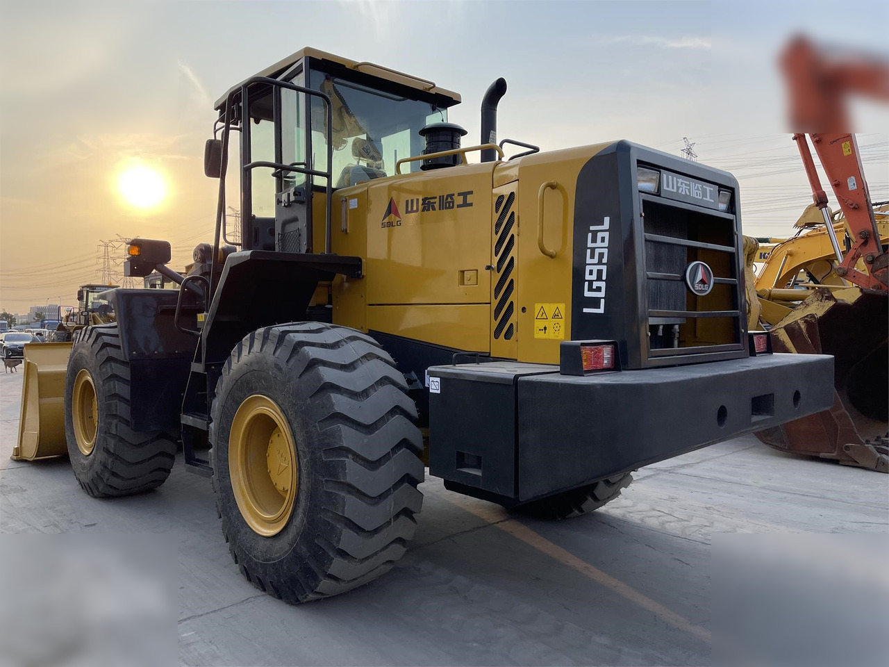 SDLG LG956L - Wheel loader: picture 3 SDLG LG956L - Wheel loader: picture 3
