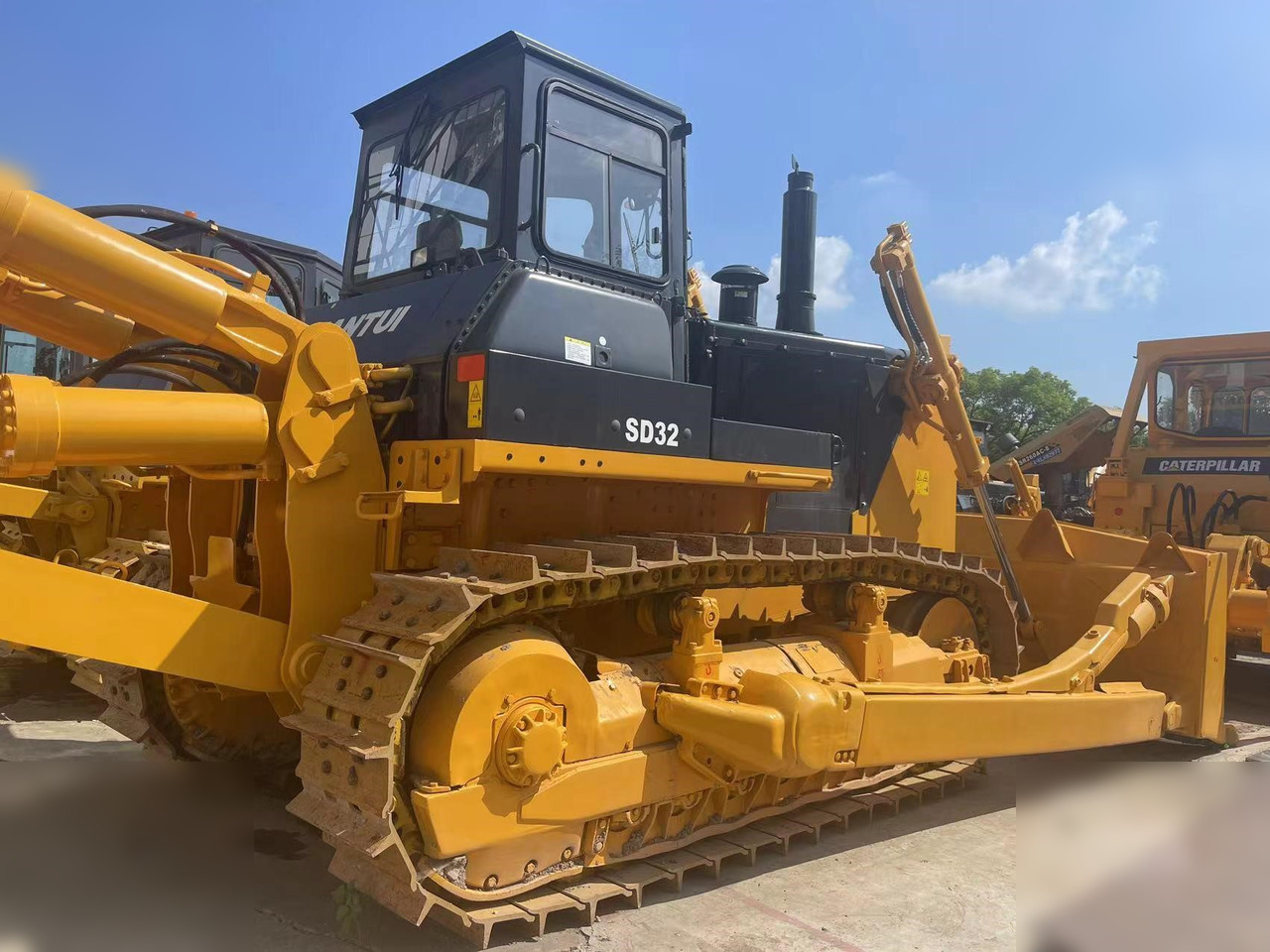 SHANTUI SD32 - Bulldozer: picture 2 SHANTUI SD32 - Bulldozer: picture 2