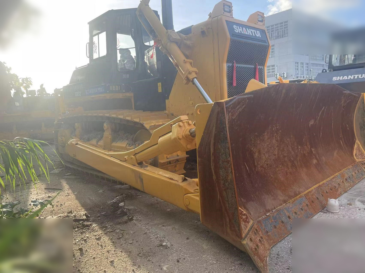 SHANTUI SD32 - Bulldozer: picture 4 SHANTUI SD32 - Bulldozer: picture 4