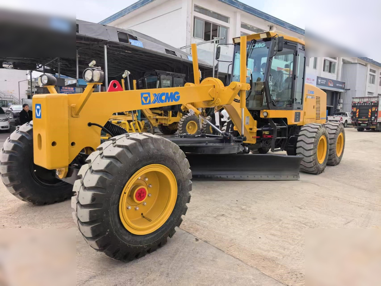 XCMG GR2153 - Grader: picture 1 XCMG GR2153 - Grader: picture 1