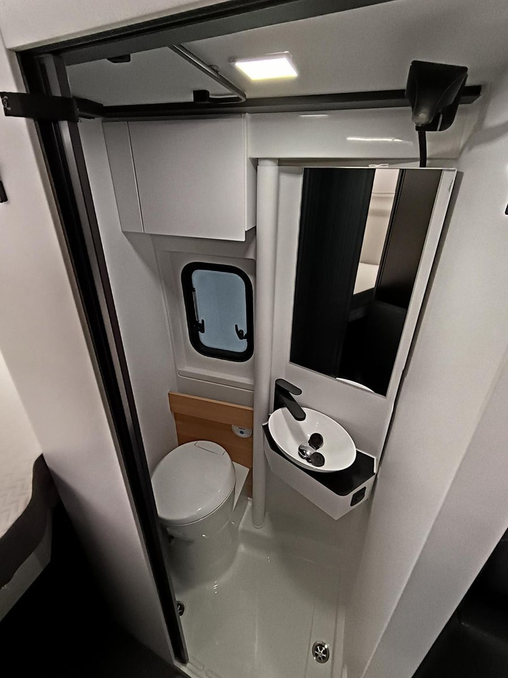 Leasing of  Adria Twin "60Y" 640 SGX 4,25MAXI*JUBILEE*AUFSTELLDACH Adria Twin "60Y" 640 SGX 4,25MAXI*JUBILEE*AUFSTELLDACH: picture 18