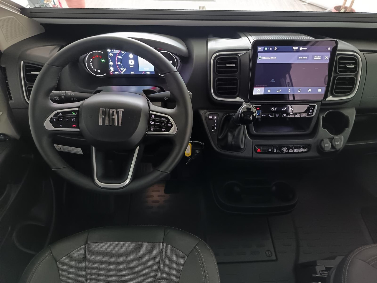 Leasing of  Adria Twin "60Y" 640 SGX 4,25MAXI*JUBILEE*AUFSTELLDACH Adria Twin "60Y" 640 SGX 4,25MAXI*JUBILEE*AUFSTELLDACH: picture 24