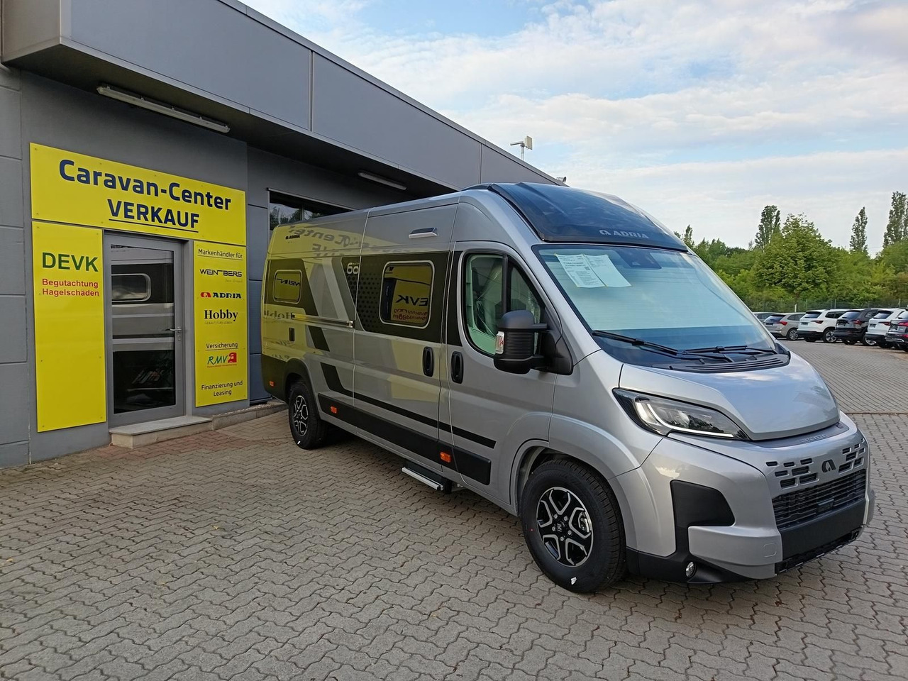 Adria Twin "60Y" 640 SLB*180 PS*4,25t MAXI*COMBI D 6E* - Camper van: picture 2 Adria Twin "60Y" 640 SLB*180 PS*4,25t MAXI*COMBI D 6E* - Camper van: picture 2
