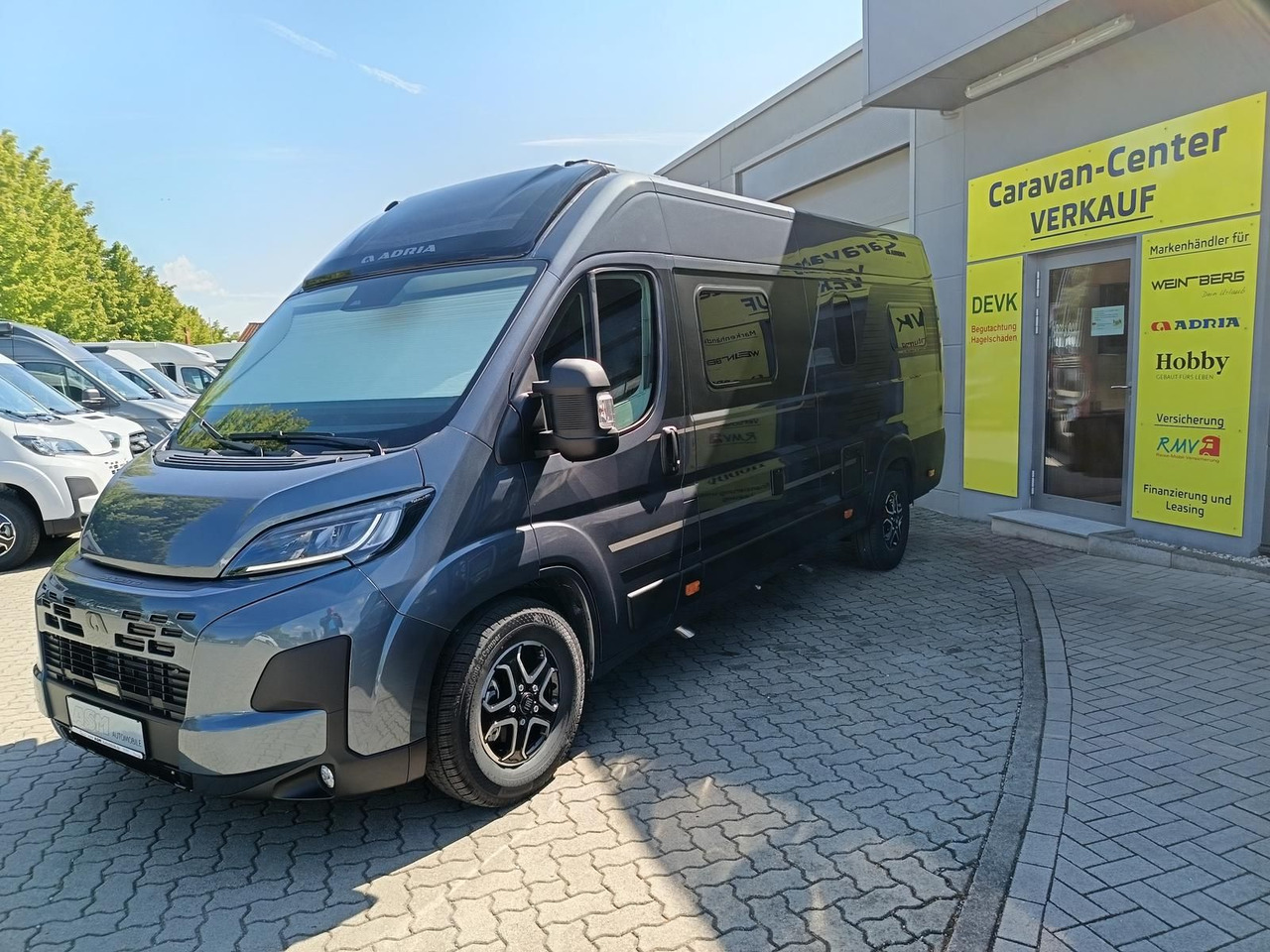Adria Twin Edition 640 SGX Maxi 132kW*138L KÜHLSCHRANK - Camper van: picture 4 Adria Twin Edition 640 SGX Maxi 132kW*138L KÜHLSCHRANK - Camper van: picture 4
