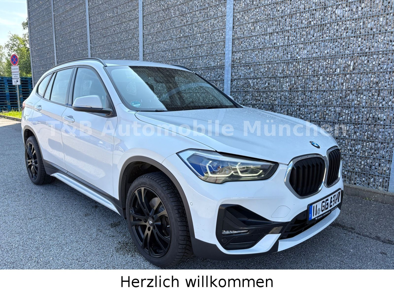 BMW X1 xDrive 18 d*Sport Line*LED*Navi*Teil-Leder* - SUV: picture 5 BMW X1 xDrive 18 d*Sport Line*LED*Navi*Teil-Leder* - SUV: picture 5