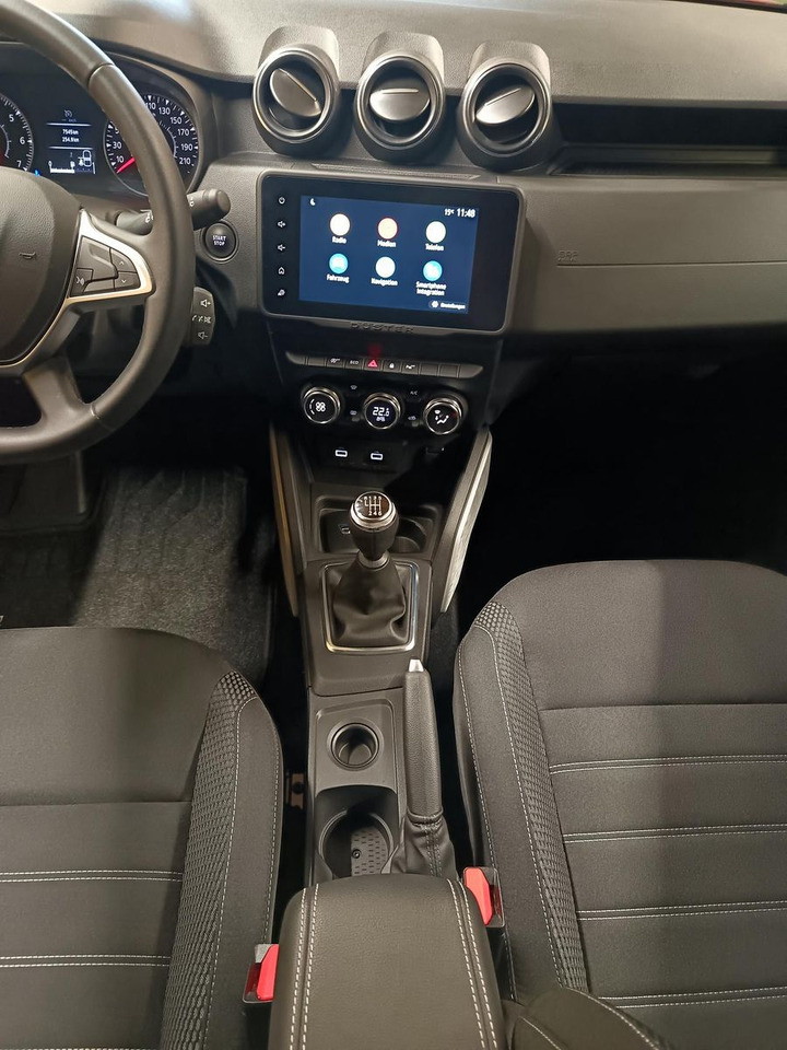 SUV Dacia Duster Prestige Tce 130*KLIMA*SHZ*R-KAM*DAB*NAVI: picture 10 SUV Dacia Duster Prestige Tce 130*KLIMA*SHZ*R-KAM*DAB*NAVI: picture 10