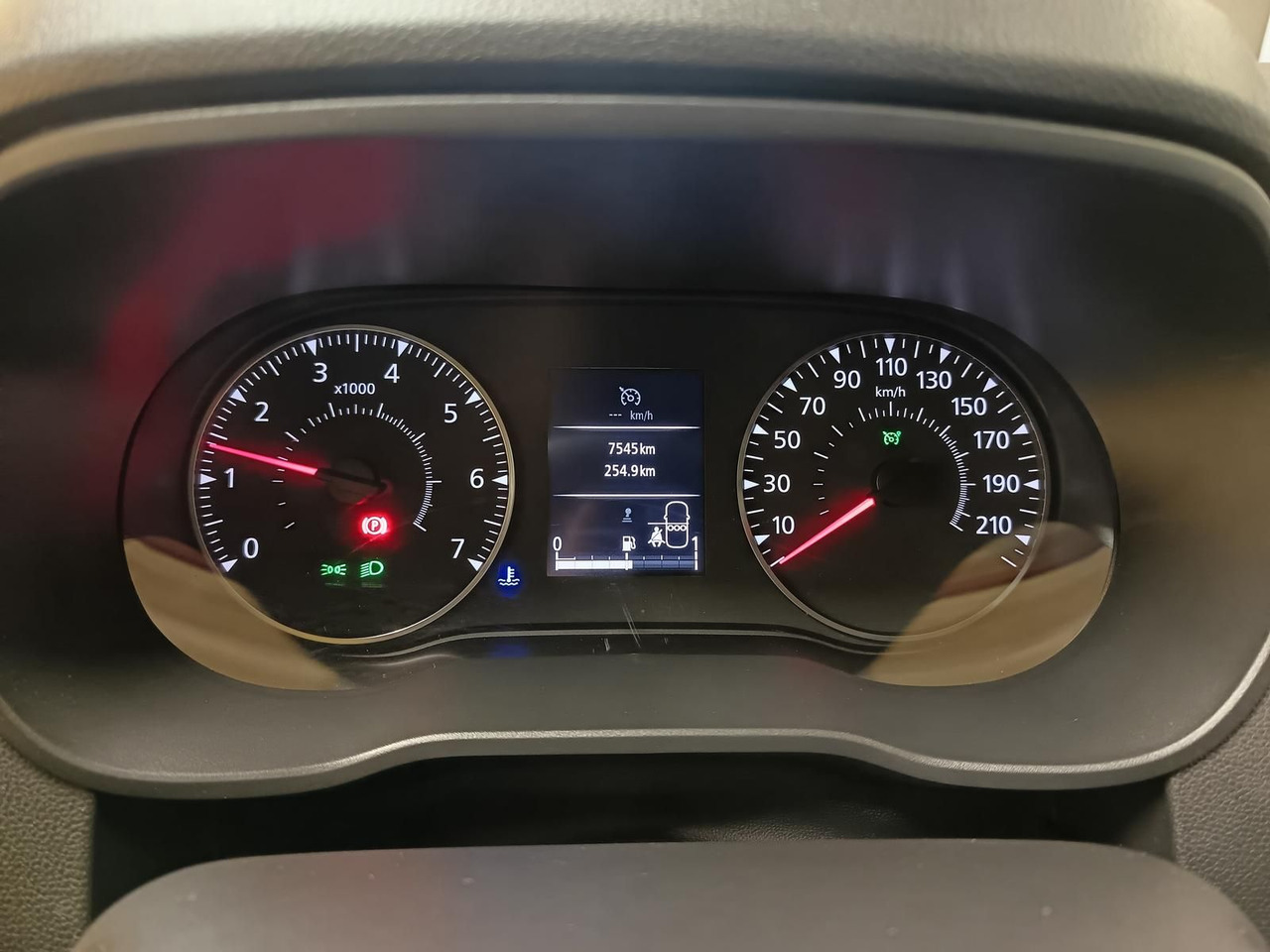 SUV Dacia Duster Prestige Tce 130*KLIMA*SHZ*R-KAM*DAB*NAVI: picture 9 SUV Dacia Duster Prestige Tce 130*KLIMA*SHZ*R-KAM*DAB*NAVI: picture 9