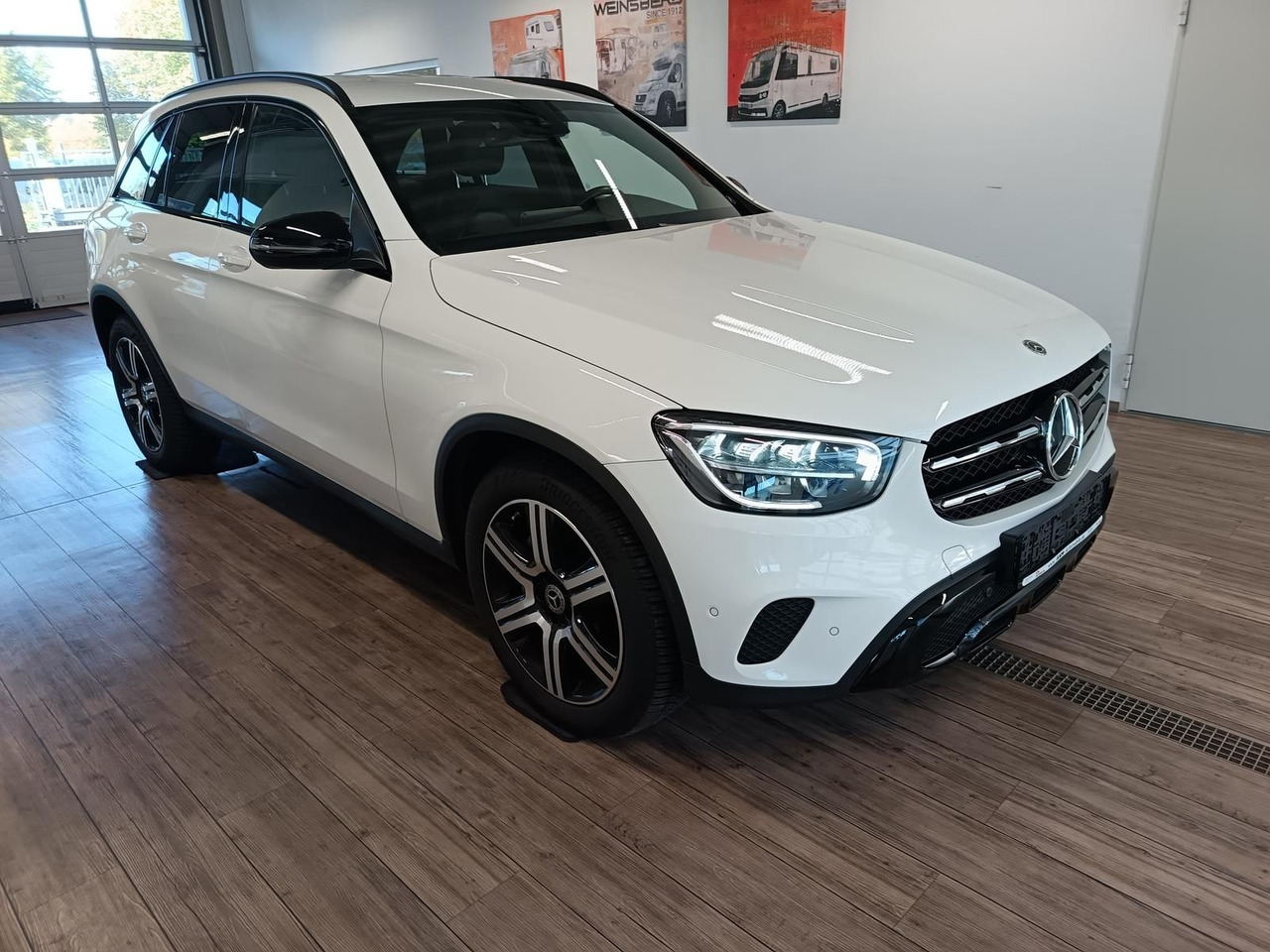 Mercedes-Benz GLC 220d AMG Line 4MATIC*AHK*NAVI*LED*R-KAM*DAB* - SUV: picture 3 Mercedes-Benz GLC 220d AMG Line 4MATIC*AHK*NAVI*LED*R-KAM*DAB* - SUV: picture 3