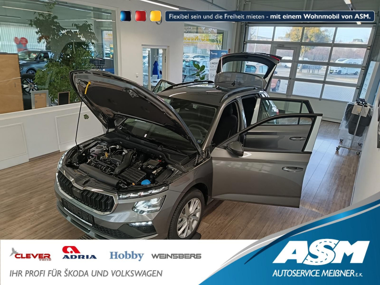 Skoda Kamiq 130 Jahre 1,5TSI DSG*AHK*ACC*LED*R-KAM*PDC - SUV: picture 1 Skoda Kamiq 130 Jahre 1,5TSI DSG*AHK*ACC*LED*R-KAM*PDC - SUV: picture 1