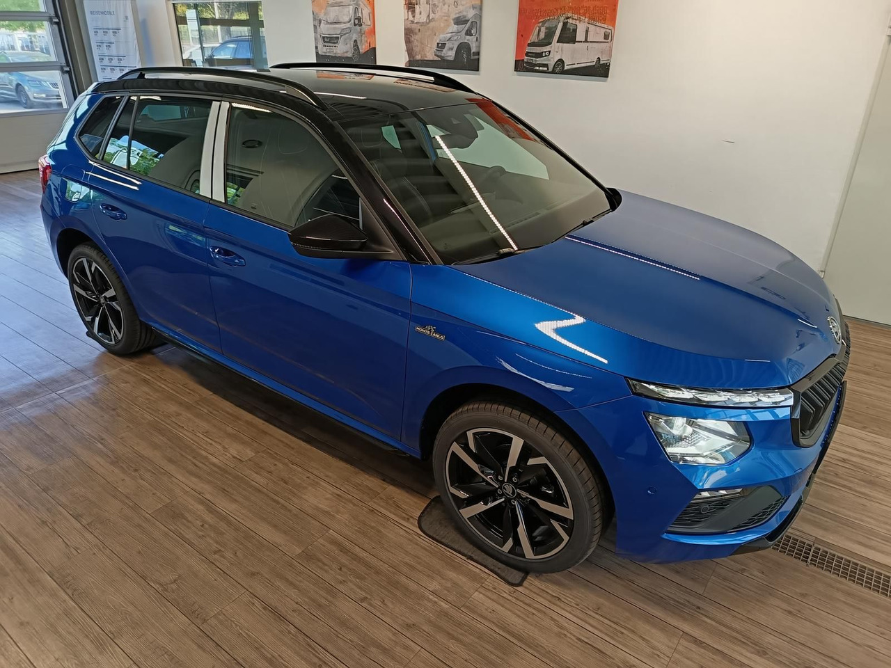 Skoda Kamiq Monte Carlo 1,5 TSI DSG*PANO*AHK*5J.GARANT - SUV: picture 3 Skoda Kamiq Monte Carlo 1,5 TSI DSG*PANO*AHK*5J.GARANT - SUV: picture 3