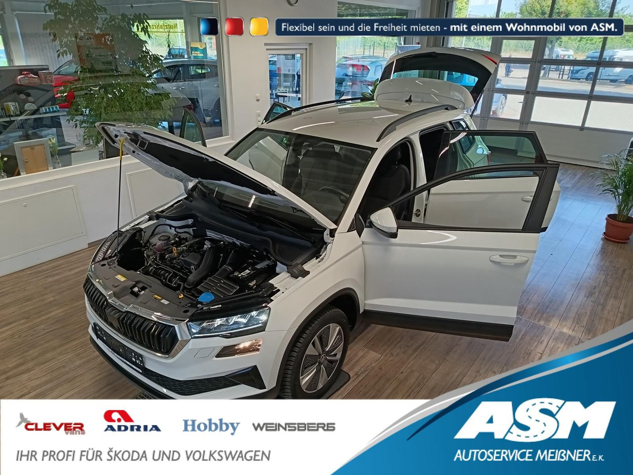 Skoda Karoq Style 1,5TSI DSG*AHK-VORBER*NAVI*LED*R-KAM - SUV: picture 1 Skoda Karoq Style 1,5TSI DSG*AHK-VORBER*NAVI*LED*R-KAM - SUV: picture 1