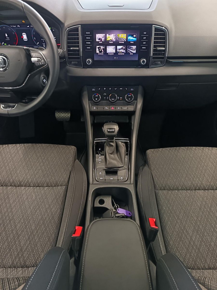 SUV Skoda Karoq Style 1,5TSI DSG*AHK-VORBER*NAVI*LED*R-KAM: picture 10 SUV Skoda Karoq Style 1,5TSI DSG*AHK-VORBER*NAVI*LED*R-KAM: picture 10