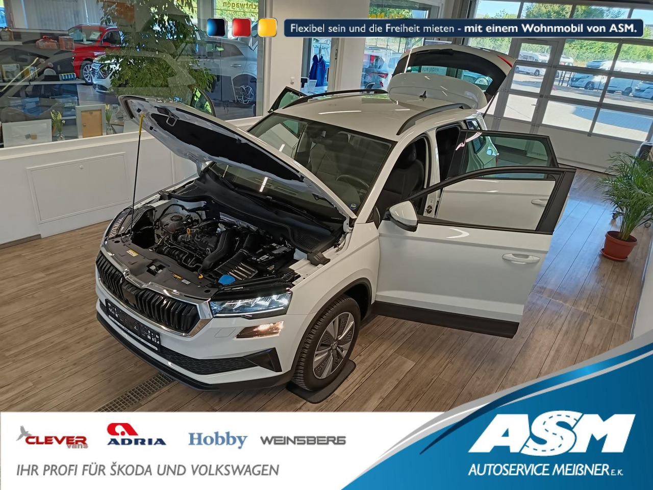 Skoda Karoq Style 1,5TSI DSG*AHK-VORBER*NAVI*LED*R-KAM - SUV: picture 1 Skoda Karoq Style 1,5TSI DSG*AHK-VORBER*NAVI*LED*R-KAM - SUV: picture 1
