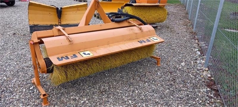 FM 180Cm Hydraulisk træk. - Broom: picture 1 FM 180Cm Hydraulisk træk. - Broom: picture 1