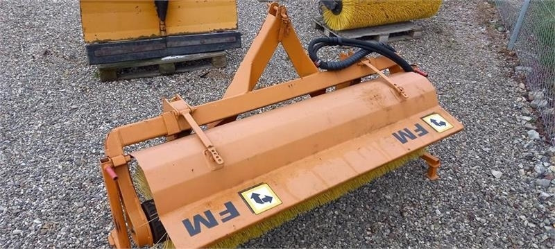 FM 180Cm Hydraulisk træk. - Broom: picture 2 FM 180Cm Hydraulisk træk. - Broom: picture 2