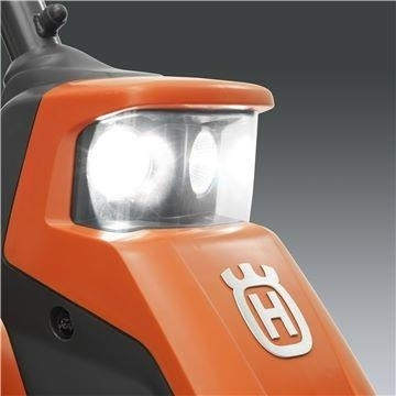 Husqvarna R 216T AWD inkl. 103 cm klippebord - Garden mower: picture 5 Husqvarna R 216T AWD inkl. 103 cm klippebord - Garden mower: picture 5
