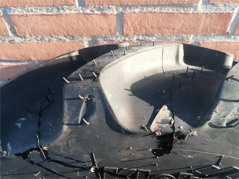 Kleber 300/70R20 - Tire for Utility/ Special vehicle: picture 2 Kleber 300/70R20 - Tire for Utility/ Special vehicle: picture 2