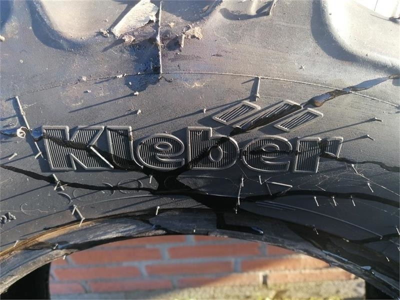 Kleber 300/70R20 - Tire for Utility/ Special vehicle: picture 5 Kleber 300/70R20 - Tire for Utility/ Special vehicle: picture 5