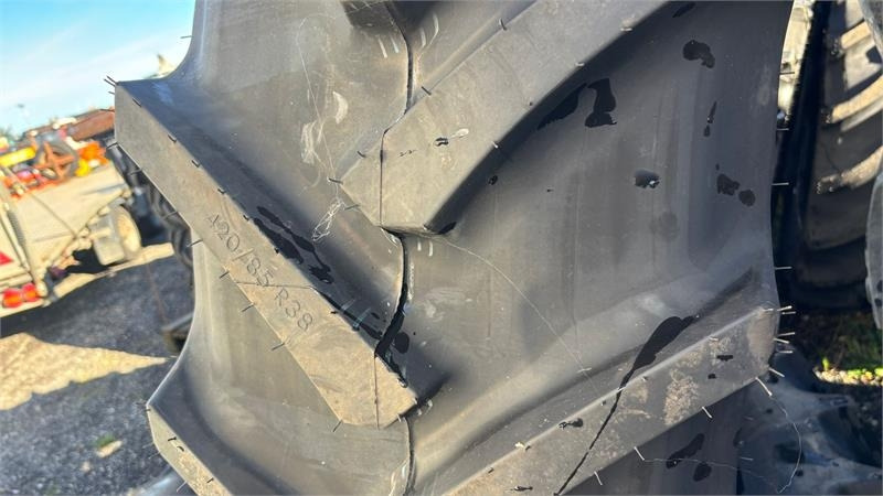 Mitas 420/85R38 & 340/85R28 - Tire for Utility/ Special vehicle: picture 4 Mitas 420/85R38 & 340/85R28 - Tire for Utility/ Special vehicle: picture 4