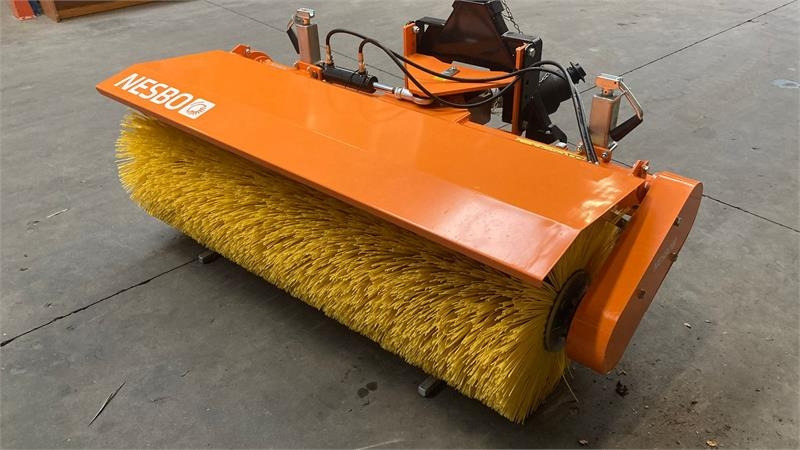 Nesbo FM 1500 P 1000H PTO - A-ramme kat. 1SS - Broom: picture 1 Nesbo FM 1500 P 1000H PTO - A-ramme kat. 1SS - Broom: picture 1