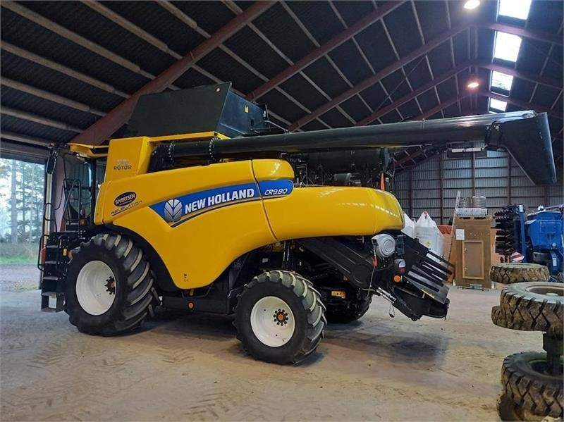 New Holland CR9.80 - Combine harvester: picture 2 New Holland CR9.80 - Combine harvester: picture 2