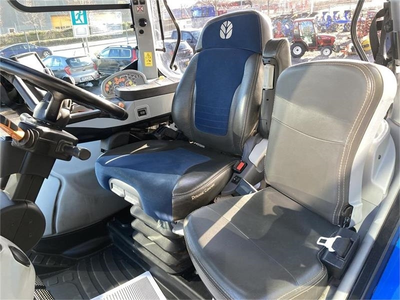 Farm tractor New Holland T7.315 Auto Command Ny Motor: picture 10