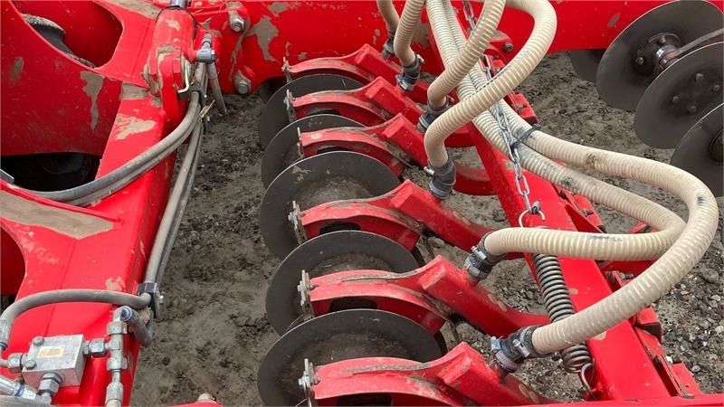 Pöttinger Terrasem C6 Fertilizer  - Seed drill: picture 5 Pöttinger Terrasem C6 Fertilizer  - Seed drill: picture 5