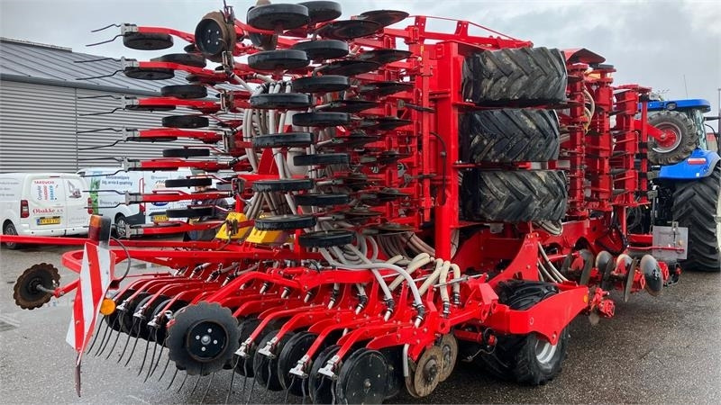 Combine seed drill Pöttinger Terrasem C6 Fertilizer m. Tegosem 500: picture 15