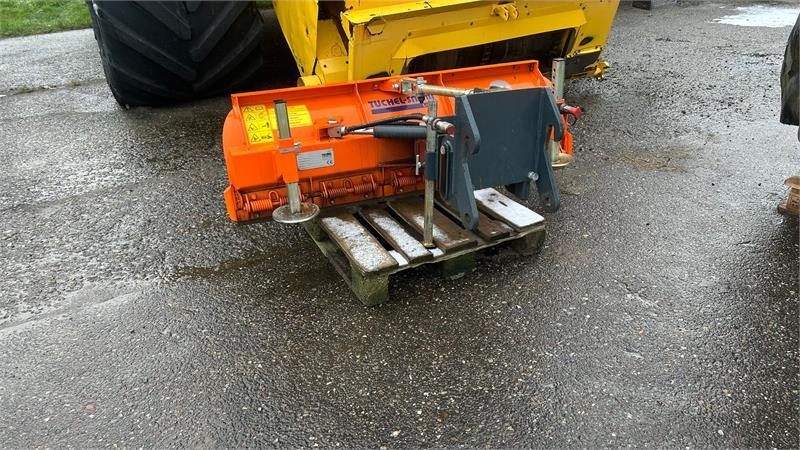Tuchel L-SK 155 Kramer lille ophæng - Snow plough for Agricultural machinery: picture 2 Tuchel L-SK 155 Kramer lille ophæng - Snow plough for Agricultural machinery: picture 2