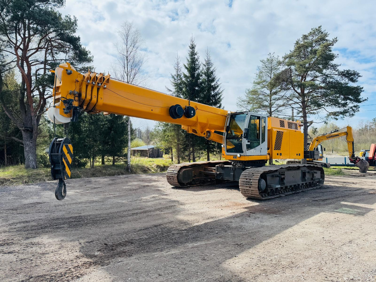 SENNEBOGEN 683HD - Crawler crane: picture 1 SENNEBOGEN 683HD - Crawler crane: picture 1
