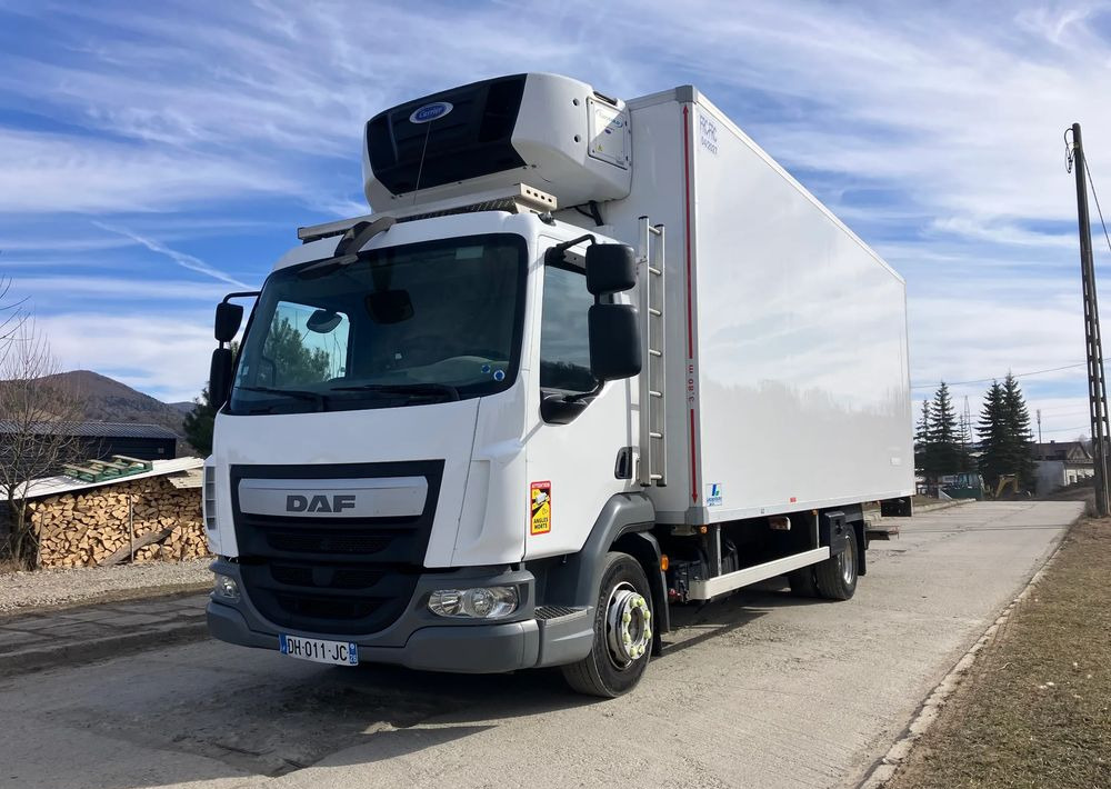 DAF Daf LF 12.210 chłodnia multi temperatura 16 palet - Refrigerator truck: picture 1 DAF Daf LF 12.210 chłodnia multi temperatura 16 palet - Refrigerator truck: picture 1