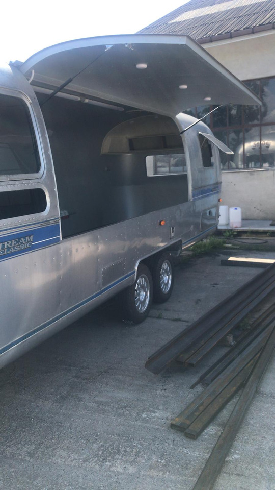 Vending trailer 1992 Airstream Classic 1992 Airstream Classic – Fully Rebuilt Vintage Travel Trailer: picture 8
