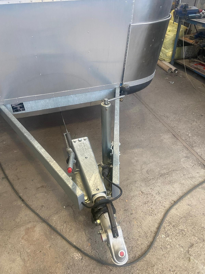 Vending trailer 1992 Airstream Classic 1992 Airstream Classic – Fully Rebuilt Vintage Travel Trailer: picture 9