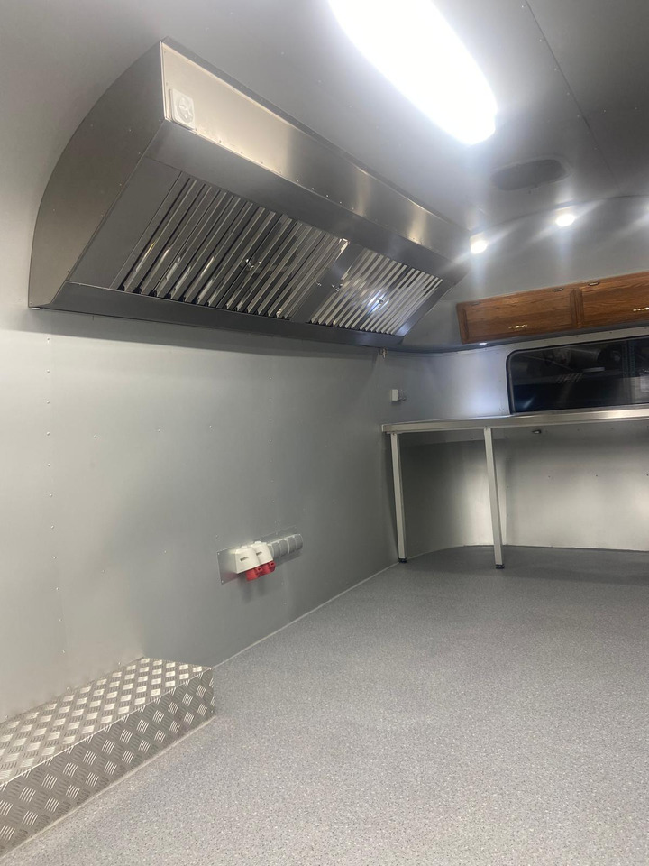 Vending trailer 1992 Airstream Classic 1992 Airstream Classic – Fully Rebuilt Vintage Travel Trailer: picture 16