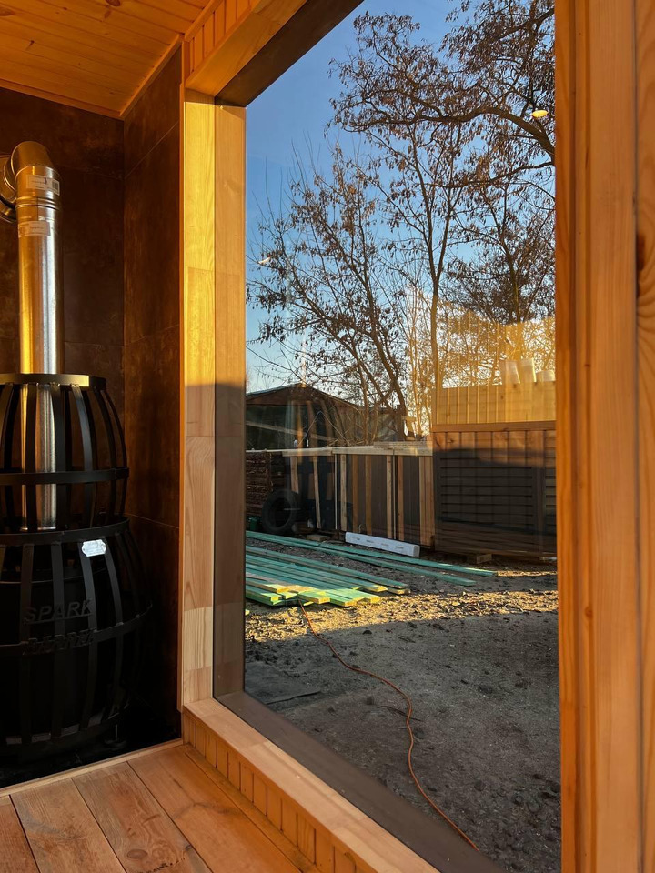 IDEX Sauna 200x220x200 cm – Compact Outdoor or Indoor Sauna Cabin Mobile Sauna - Swap body/ Container: picture 2 IDEX Sauna 200x220x200 cm – Compact Outdoor or Indoor Sauna Cabin Mobile Sauna - Swap body/ Container: picture 2