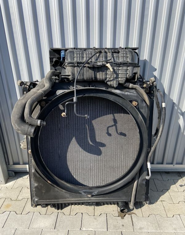 Komplet chłodnic MAN TGX euro 6 chłodnice 90 cm - Radiator for Car: picture 1 Komplet chłodnic MAN TGX euro 6 chłodnice 90 cm - Radiator for Car: picture 1