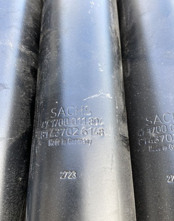 NOWY amortyzator MAN TGX TGS amortyzatory - Shock absorber for Truck: picture 2 NOWY amortyzator MAN TGX TGS amortyzatory - Shock absorber for Truck: picture 2