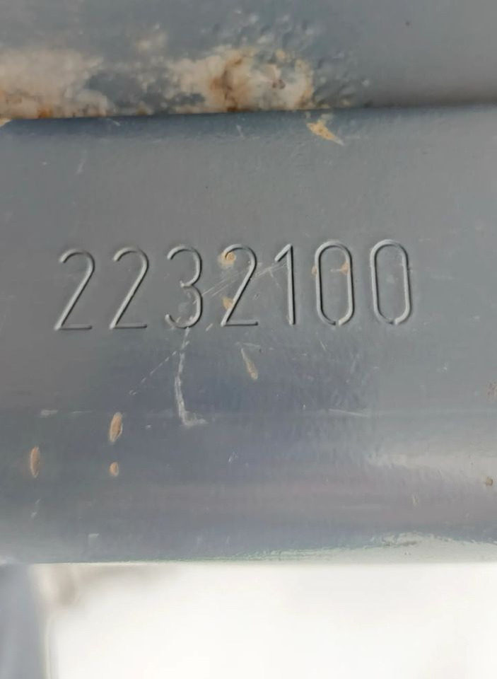 SCANIA R S PODSTAWA SKRZYNKA NA AKUMULATORY 2232100 - Body and exterior: picture 2 SCANIA R S PODSTAWA SKRZYNKA NA AKUMULATORY 2232100 - Body and exterior: picture 2