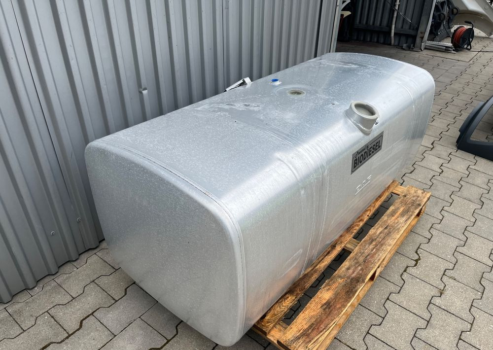 Zbiornik paliwa DAF XF CF 525 litrów bak - Fuel processing/ Fuel delivery for Truck: picture 3 Zbiornik paliwa DAF XF CF 525 litrów bak - Fuel processing/ Fuel delivery for Truck: picture 3